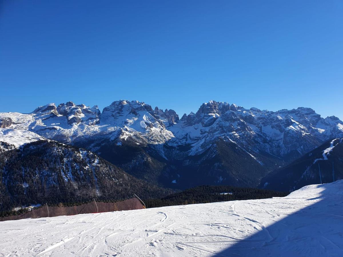 Marilleva 1400 Tra Sport E Natura Bagian luar foto